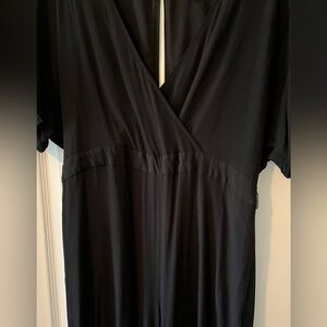 💙 4 for $40 💙 Banana Republic Black Jumpsuit Versatile Contemporary Style